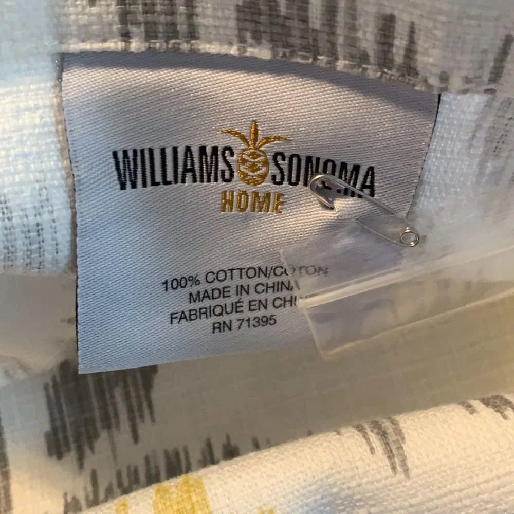 NWOT Williams Sonoma duvet cover